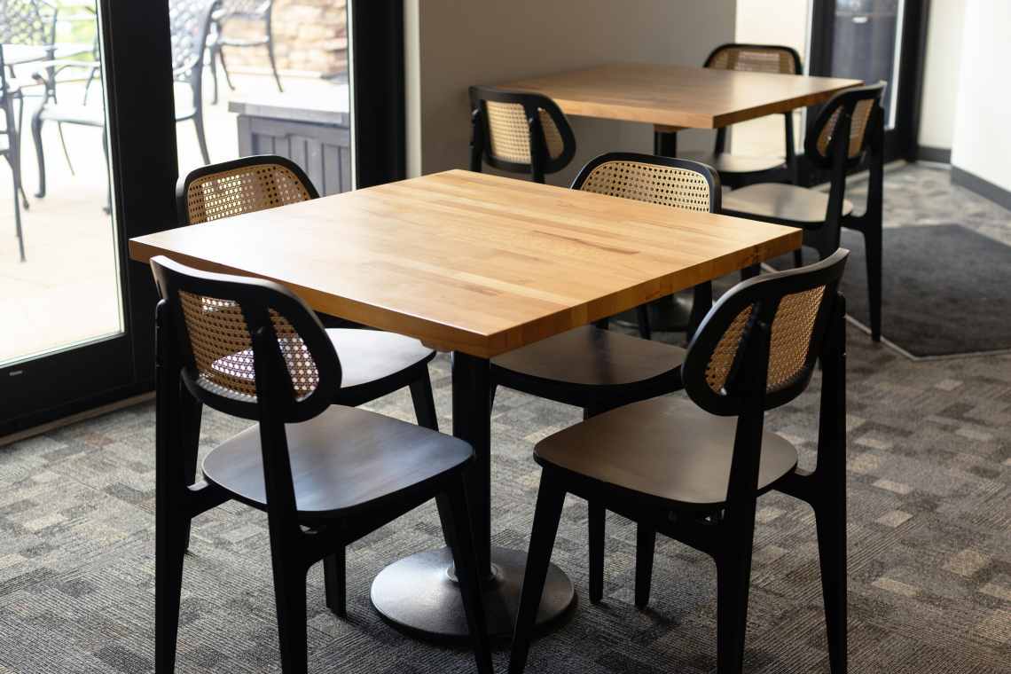 Restaurant Tables Guide